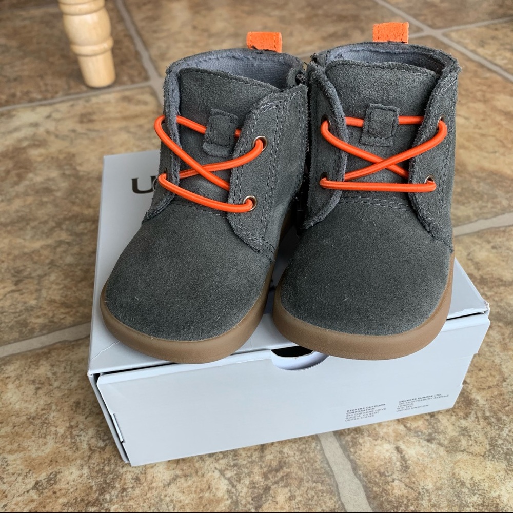 Ugg Boots. Toddler Size 4/5, dark brown